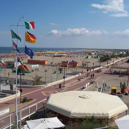 Residence Sole E Mare Appartamenti Rosolina Mare Exterior photo